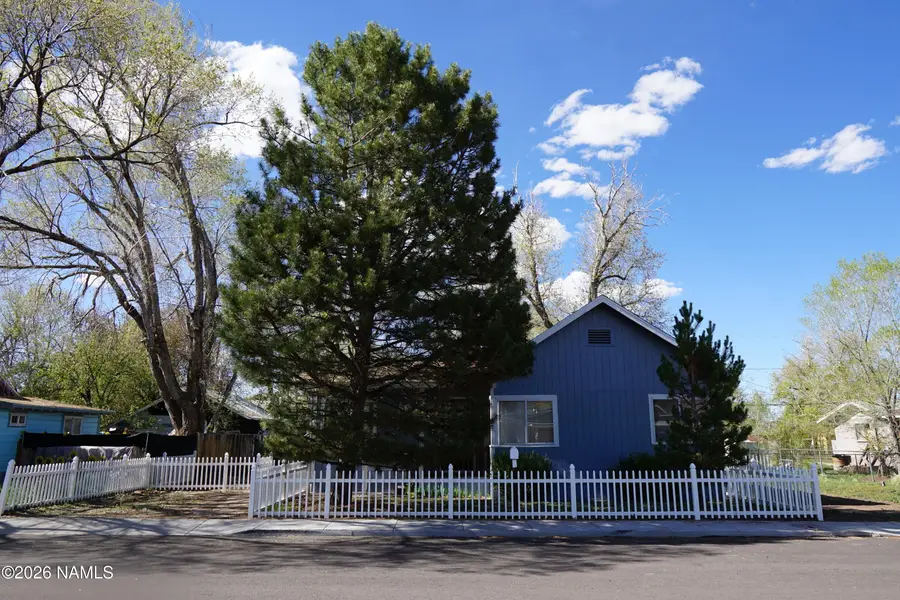 412 W Sherman Avenue, Williams, AZ 86046 - #3
