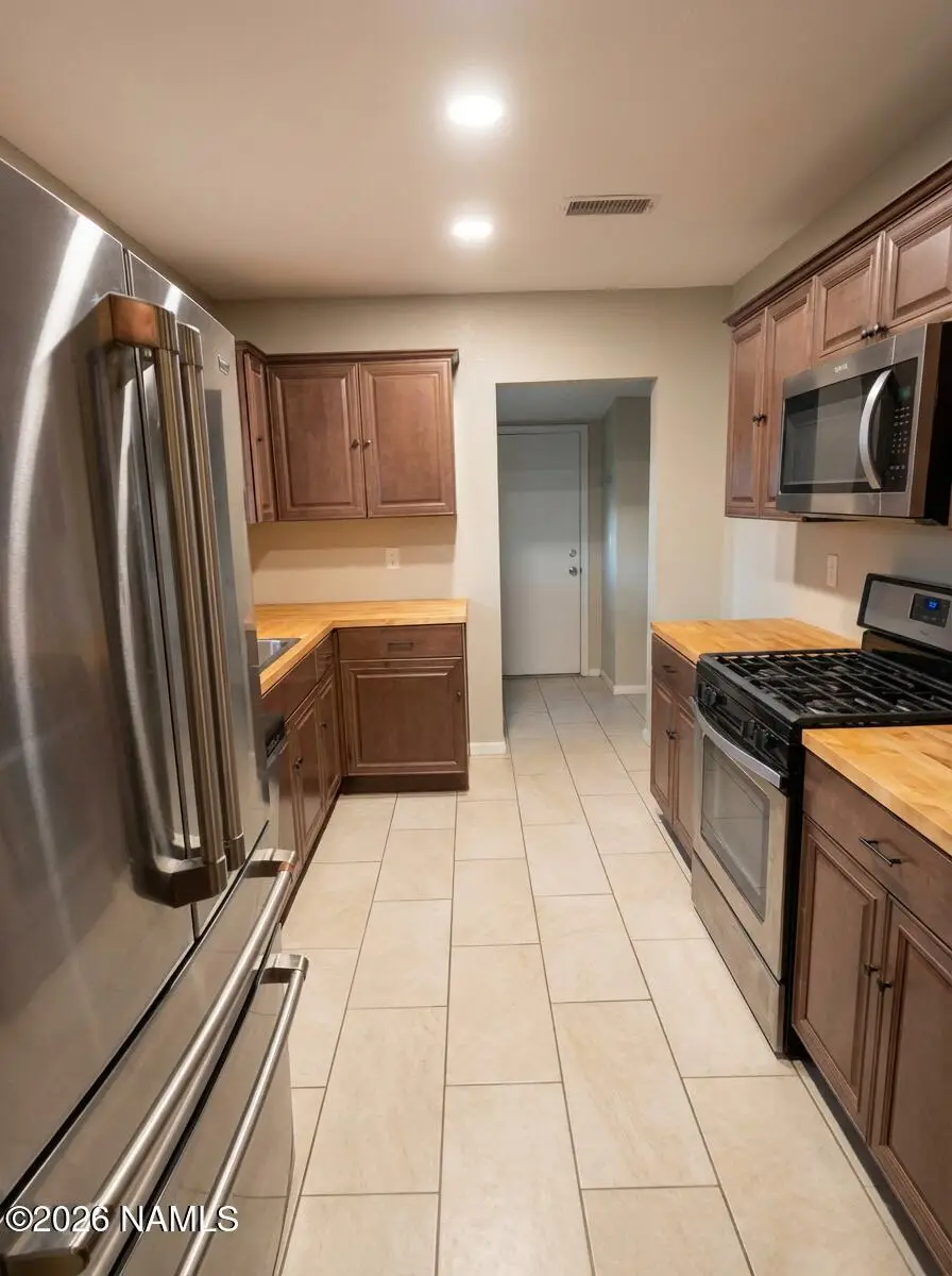 418 W Aspinwall Street, Winslow, AZ 86047 - #3