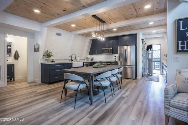 505 E Hillside Drive, Munds Park, AZ 86017