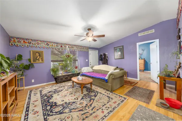 4960 E Empire Avenue, Flagstaff, AZ 86004