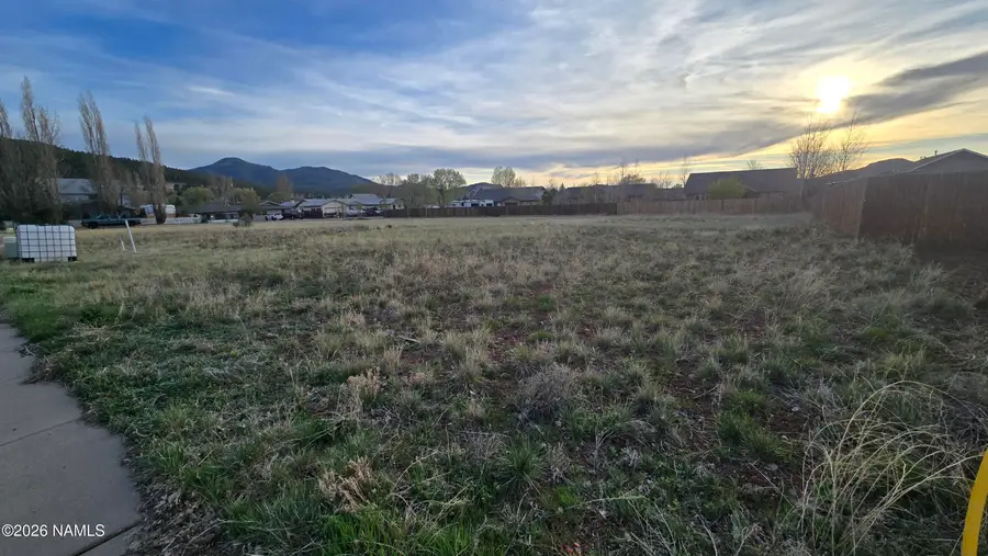 905 Wells Fargo Drive, Williams, AZ 86046 - #2