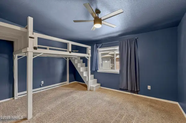 1185 W University Avenue, Flagstaff, AZ 86001