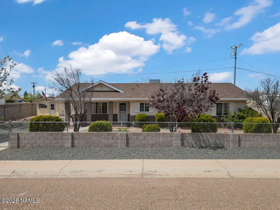 110 Court Lane, Holbrook, AZ 86025 - #2