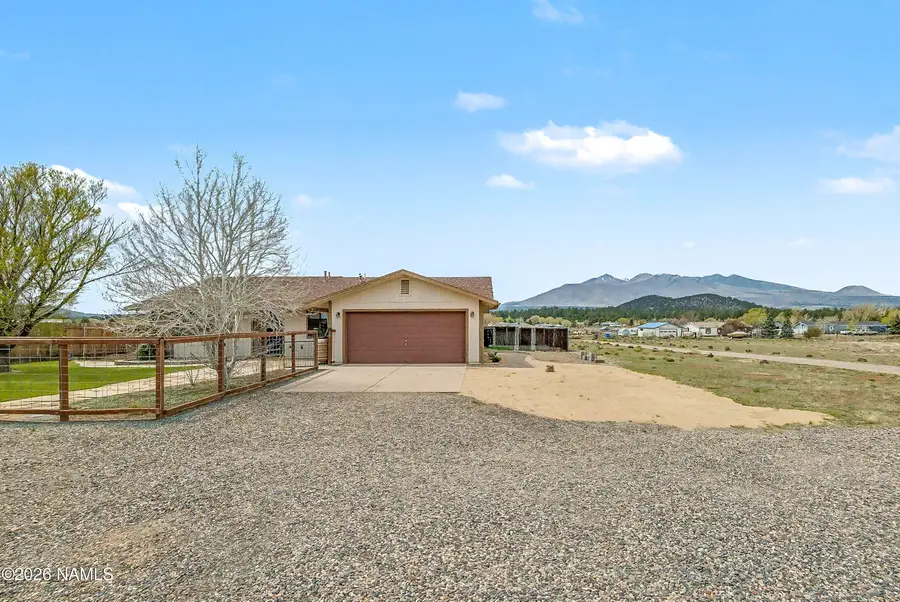 10145 N Aurora Drive, Flagstaff, AZ 86004 - #3