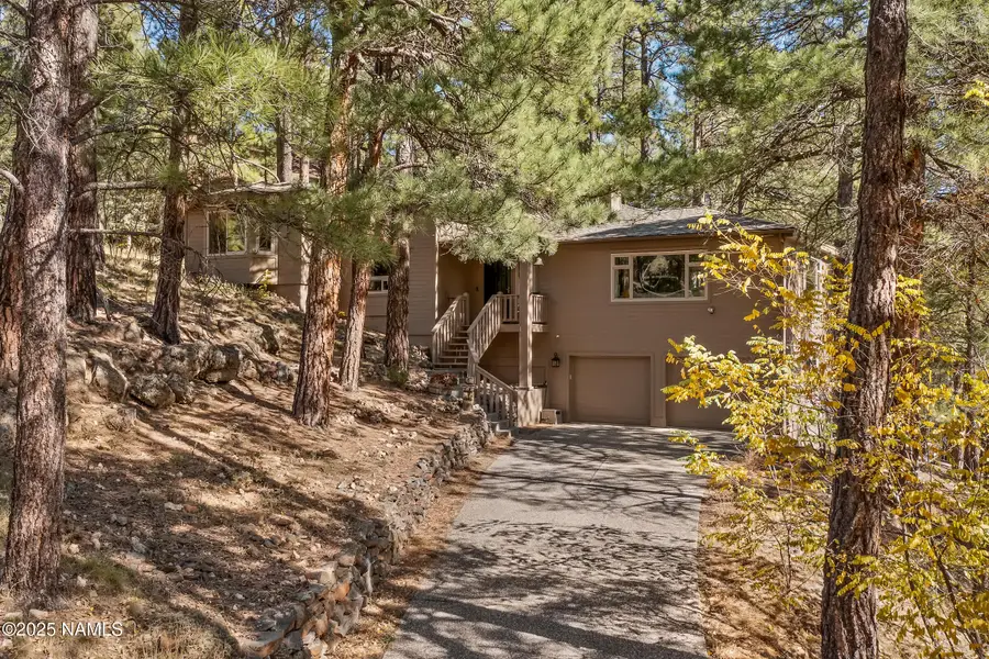 2705 Bucky Oneill, Flagstaff, AZ 86005 - #2
