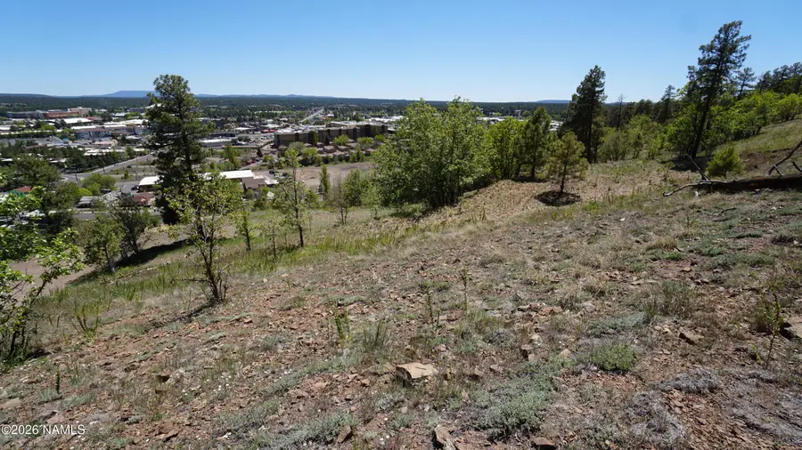 1130 W Coconino Avenue, Flagstaff, AZ 86001 - #2
