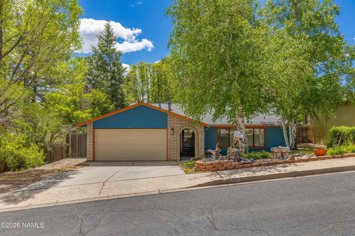 3241 E Matterhorn Drive, Flagstaff, AZ 86004 - #1