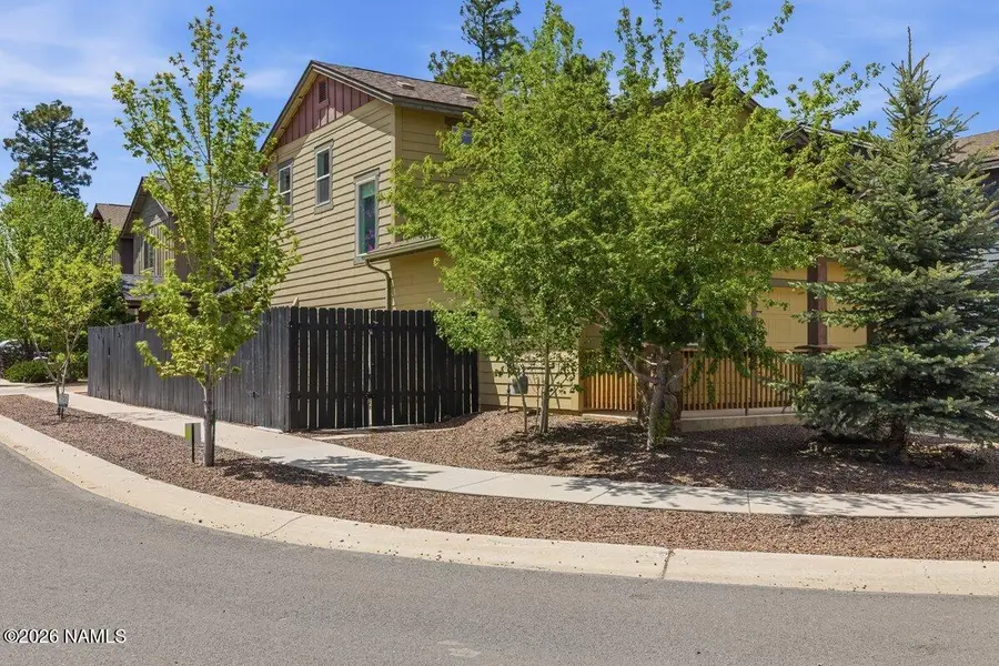 2797 W Pico Del Monte Circle, Flagstaff, AZ 86001 - #2