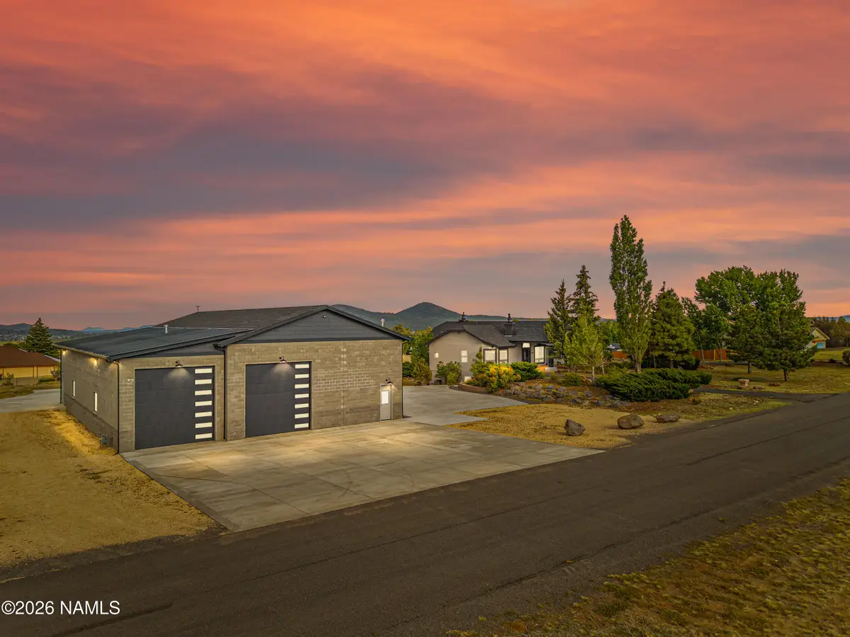 8205 N Reata Road, Flagstaff, AZ 86004 - #1