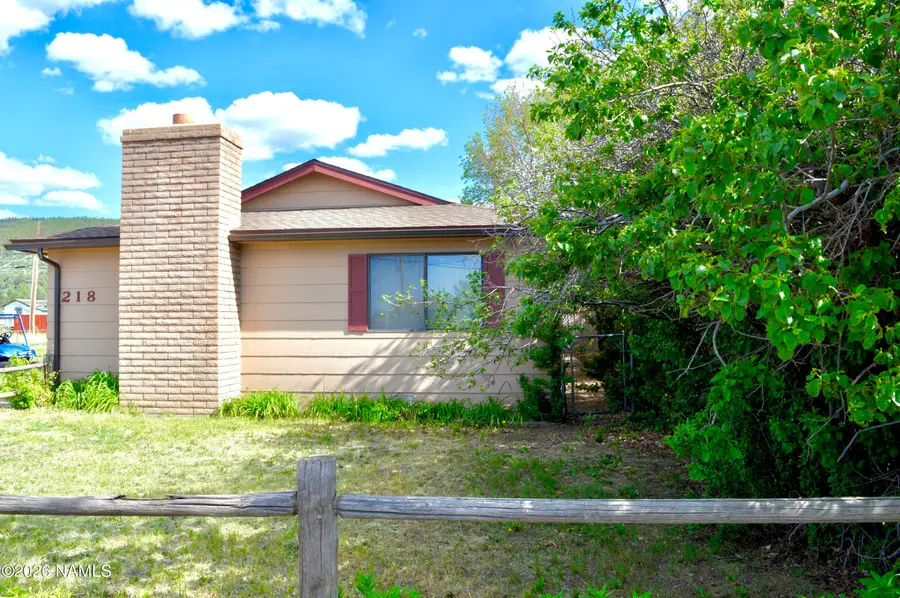 218 E Edison Avenue, Williams, AZ 86046 - #2