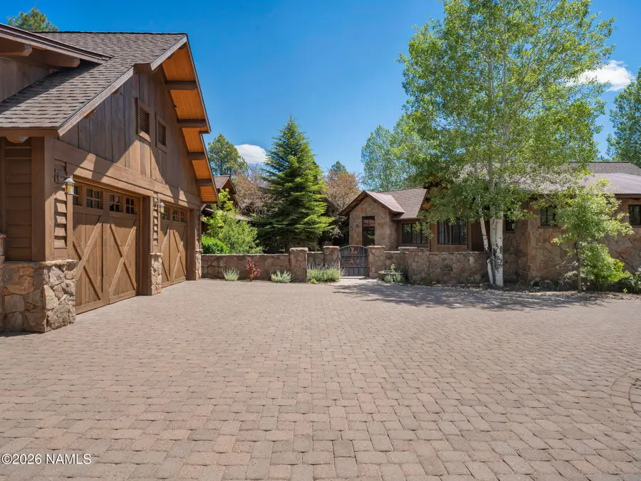 2164 E Del Rae Drive, Flagstaff, AZ 86005 - #2