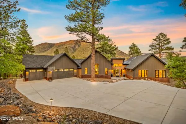 1392 Bouteloua, Flagstaff, AZ 86001