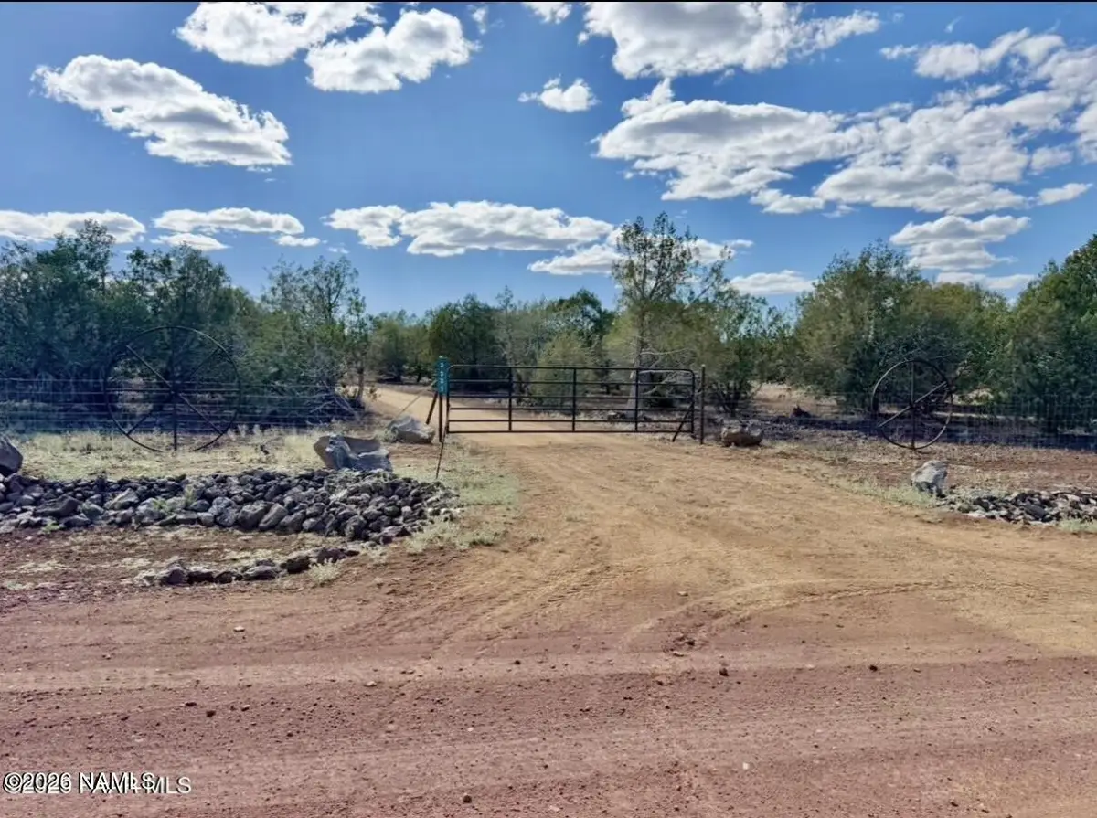 3321 W Coconino Boulevard, Williams, AZ 86046 - #1