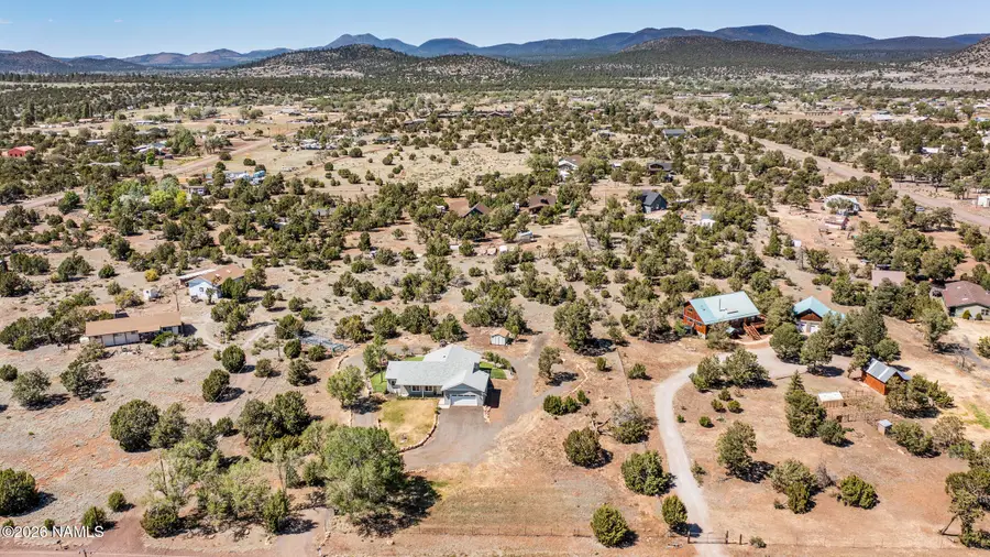 9111 E Moon Beam Avenue, Flagstaff, AZ 86004 - #3