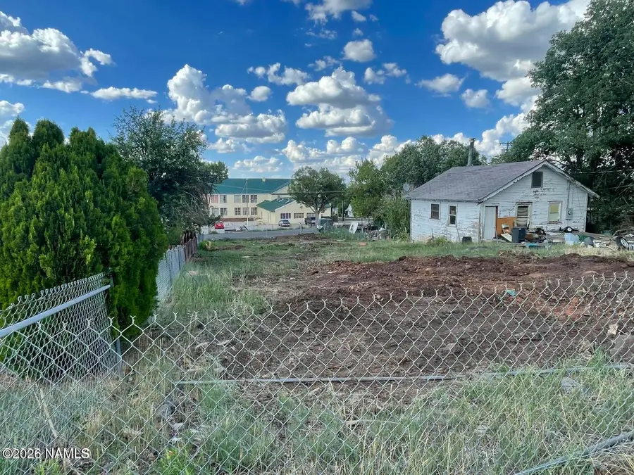 215 W Hancock Avenue, Williams, AZ 86046 - #3