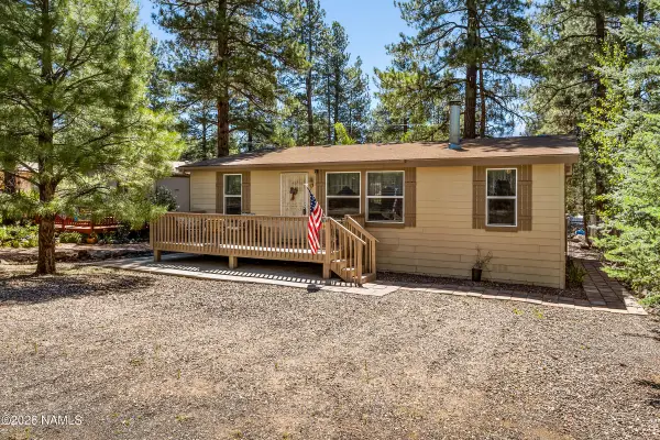 17135 S Poco Place, Munds Park, AZ 86017