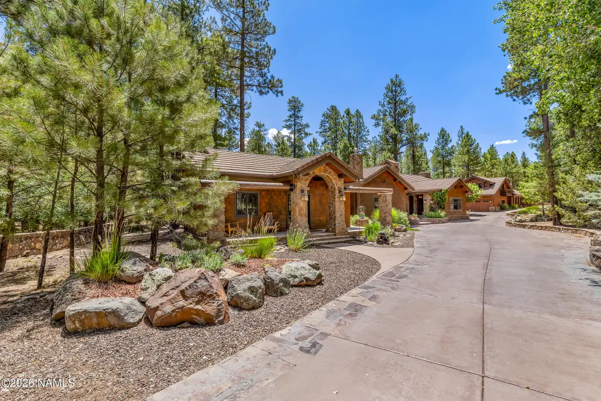 2912 N Creekside Drive, Flagstaff, AZ 86001 - #1
