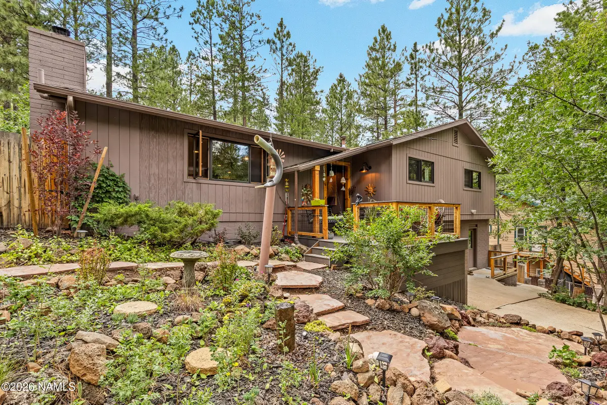 3919 N Paradise Road, Flagstaff, AZ 86004 - #1