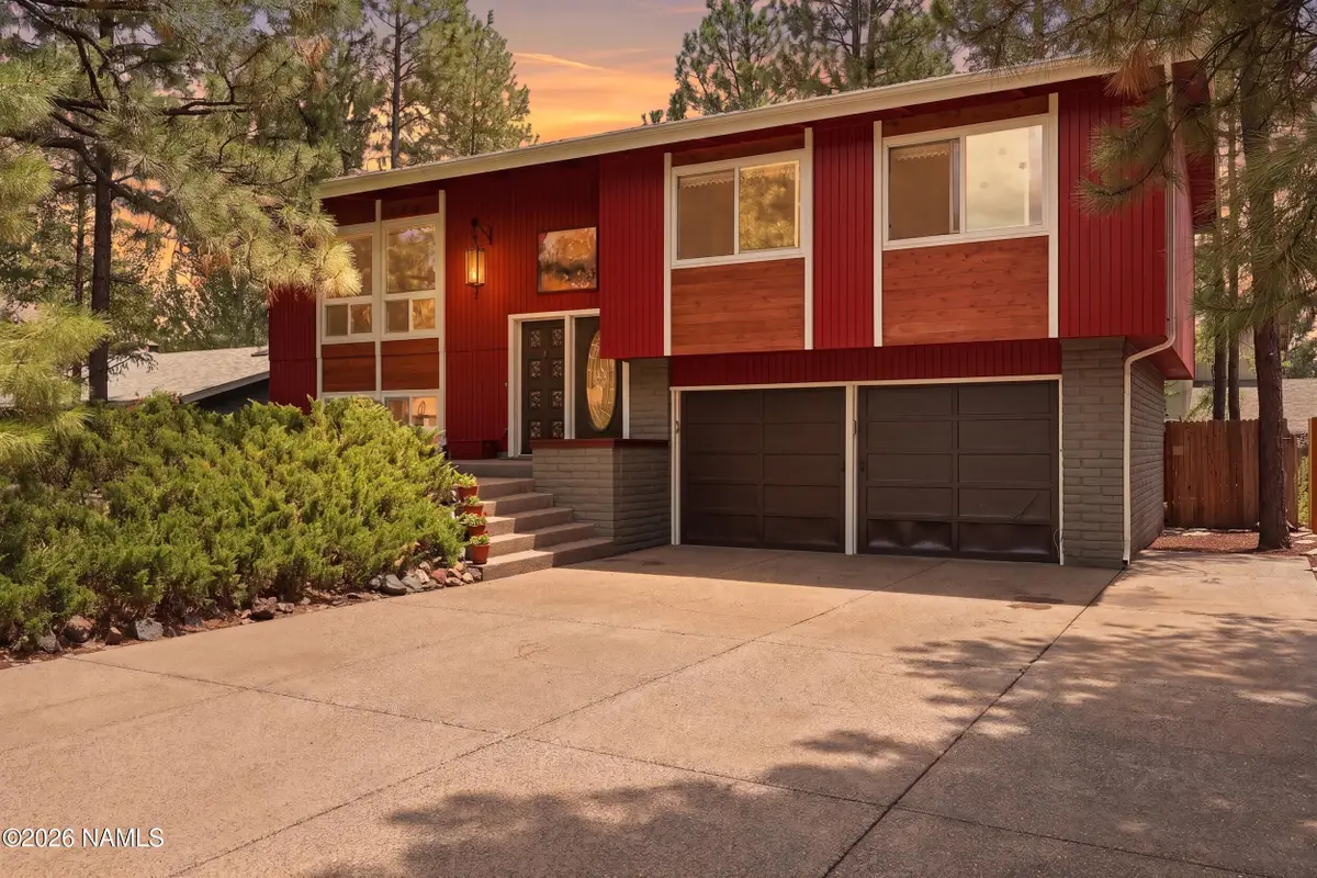 801 E Crestview Avenue, Flagstaff, AZ 86001 - #1