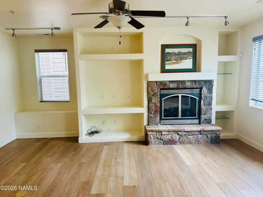 930 E Sterling Lane, Flagstaff, AZ 86005 - #3