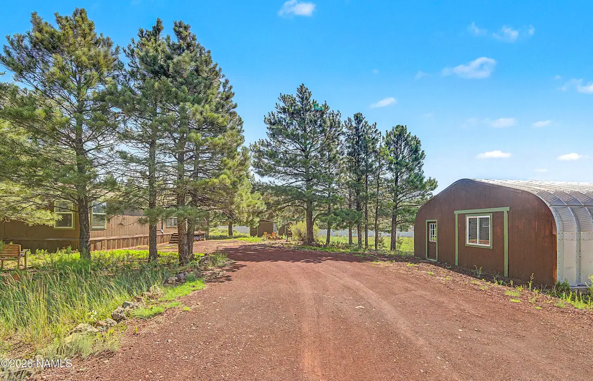 157 N Oak Street, Parks, AZ 86018 - #1