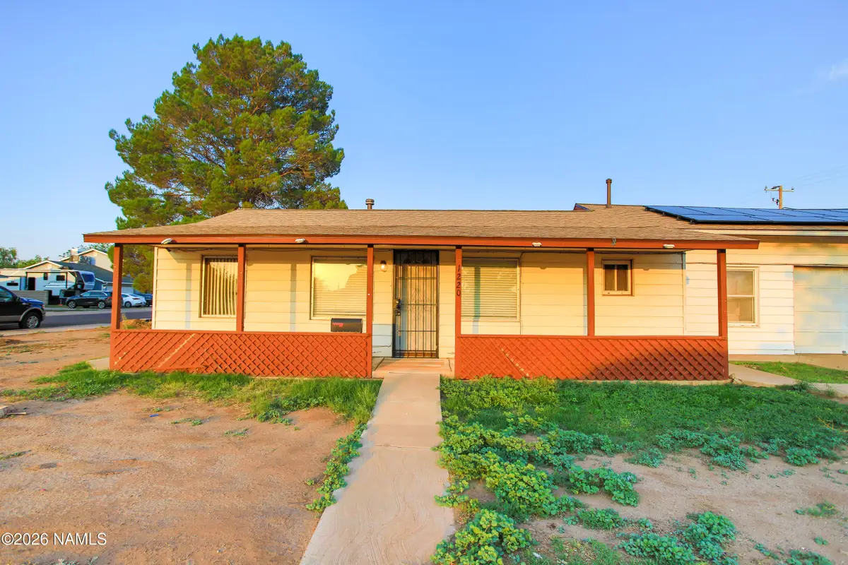 1220 N Park Drive, Winslow, AZ 86047 - #1