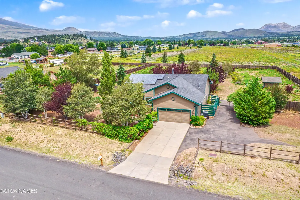 11005 Henry Drive, Flagstaff, AZ 86004 - #1
