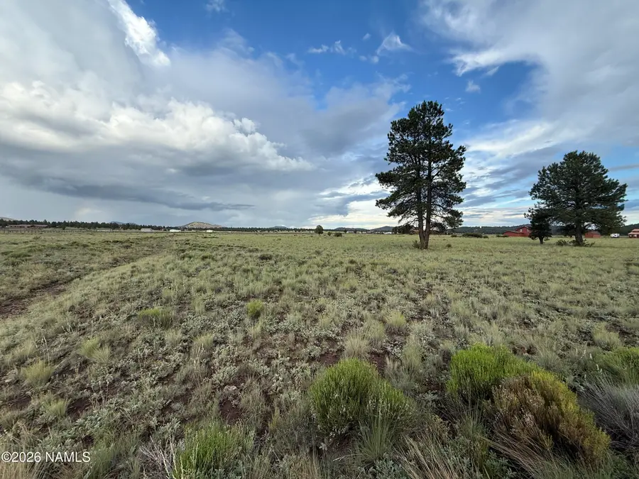 3xxx (B) N Spring Valley Road, Parks, AZ 86018 - #3