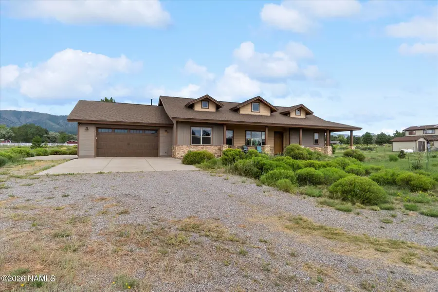 8696 Leah Lane, Flagstaff, AZ 86004 - #3