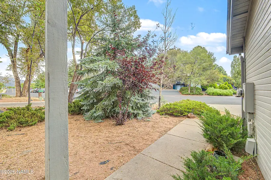 847 N Pine Cliff Drive, Flagstaff, AZ 86001 - #3