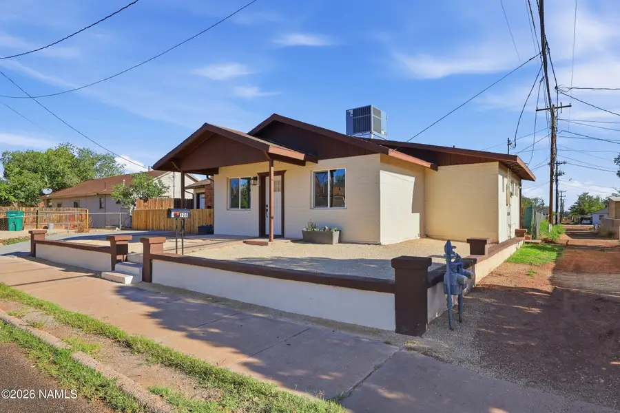 108 E Oak Street, Winslow, AZ 86047 - #2