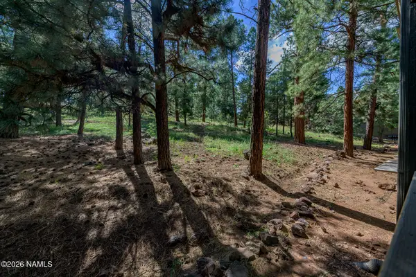 1385 W University Avenue, Flagstaff, AZ 86001