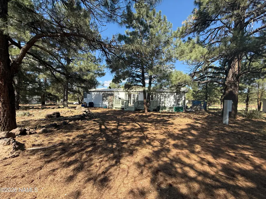 199 N Oak Street, Parks, AZ 86018 - #2