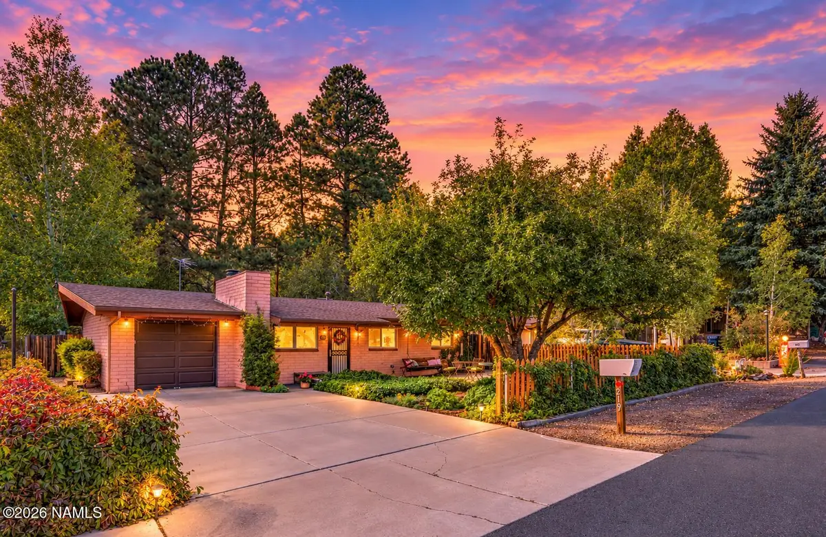219 S Dunnam Street, Flagstaff, AZ 86001 - #1