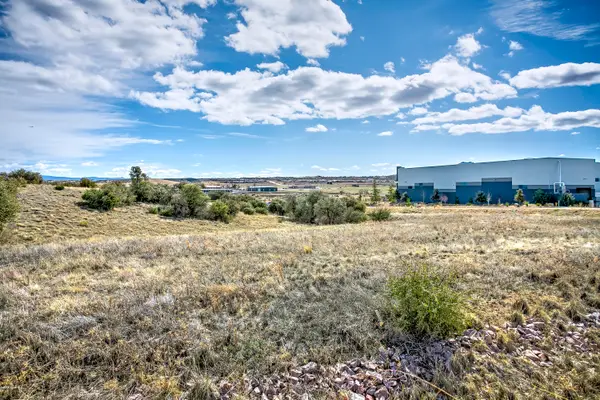 2130 Centerpointe West Drive, Prescott, AZ 86301