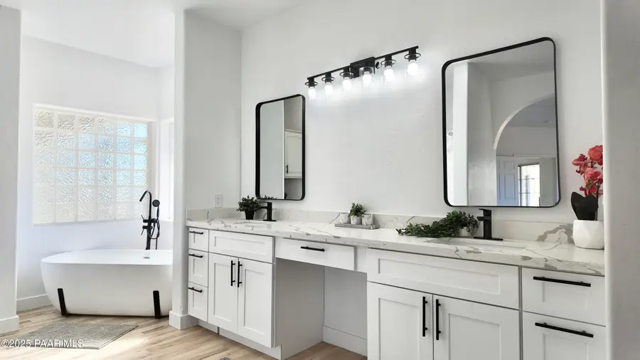 12745 S Rocking Lake Lane, Mayer, AZ 86333 - Image #2