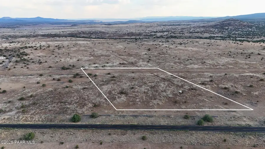 10111 W Old Highway 66, Ash Fork, AZ 86320 - Image #3