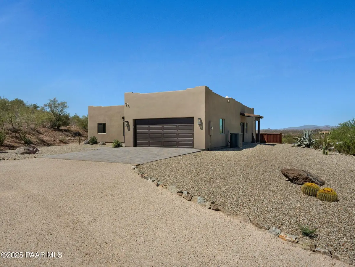 44635 N San Domingo Peak Trail, Morristown, AZ 85342 - Image #1