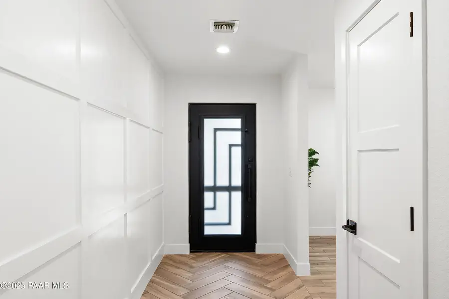 1810 E Auburn Drive, Tempe, AZ 85283 - Image #2