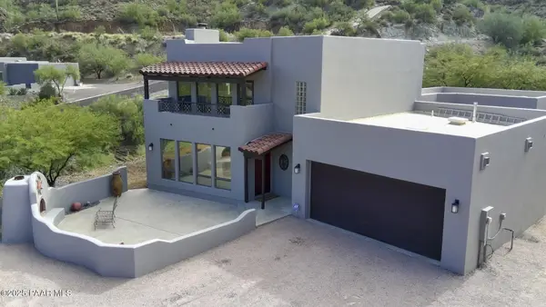 35310 S Pinnacle Place, Black Canyon City, AZ 85324