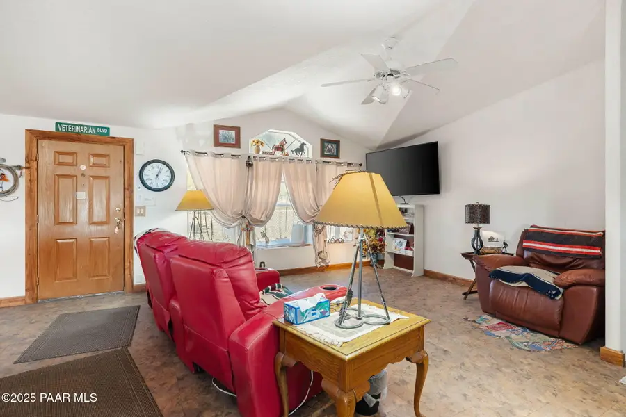 743 W Barbara Rd #5, Paulden, AZ 86334 - Image #2