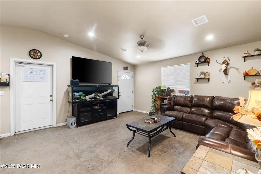 480 W Paris Trail, Paulden, AZ 86334 - Image #3