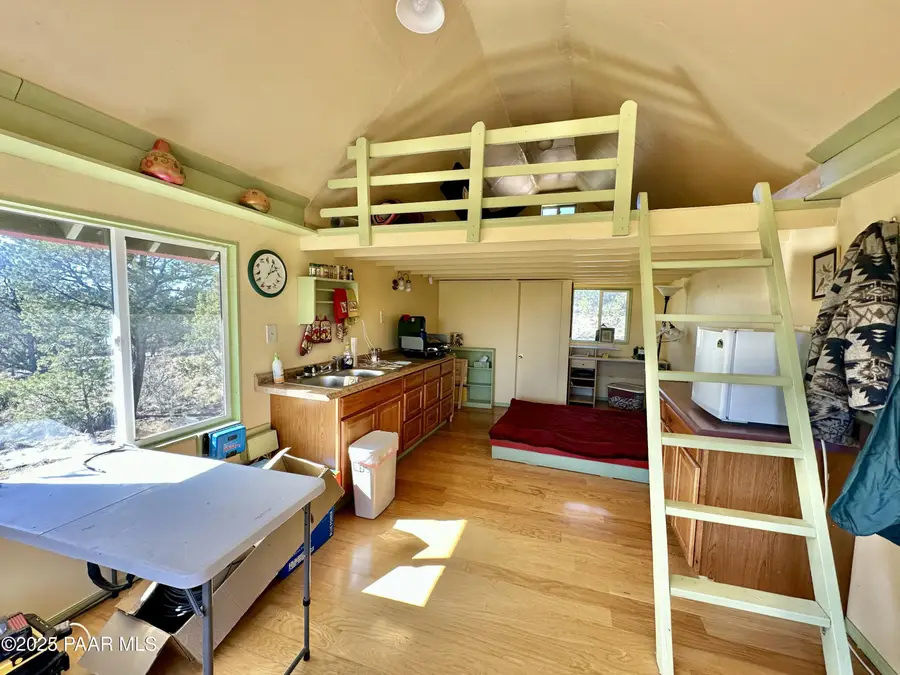 30425 W Conejo Road, Seligman, AZ 86337 - Image #3