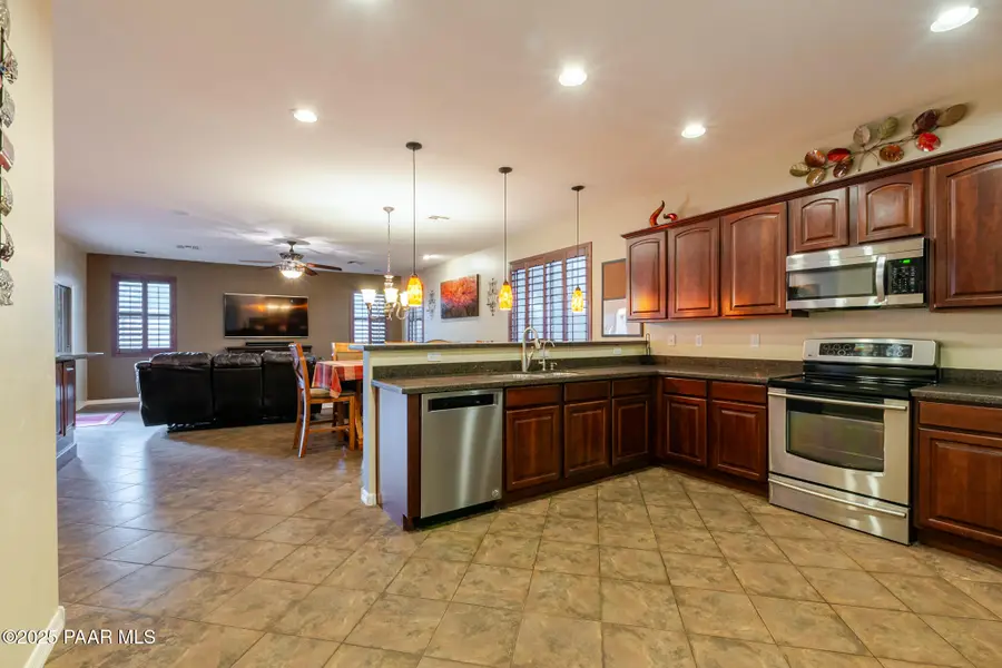 22810 W Ashleigh Marie Drive, Buckeye, AZ 85326 - Image #2