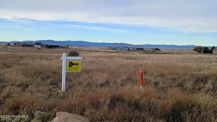 11180 N Out Of The Way Place, Prescott Valley, AZ 86315 - Image #2