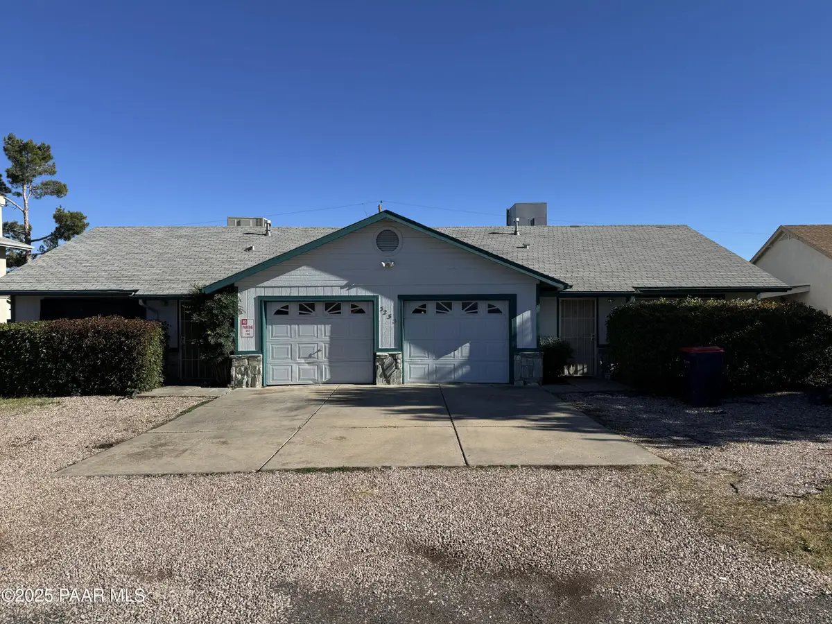 3233 N Hedgewood Drive, Prescott Valley, AZ 86314 - Image #1