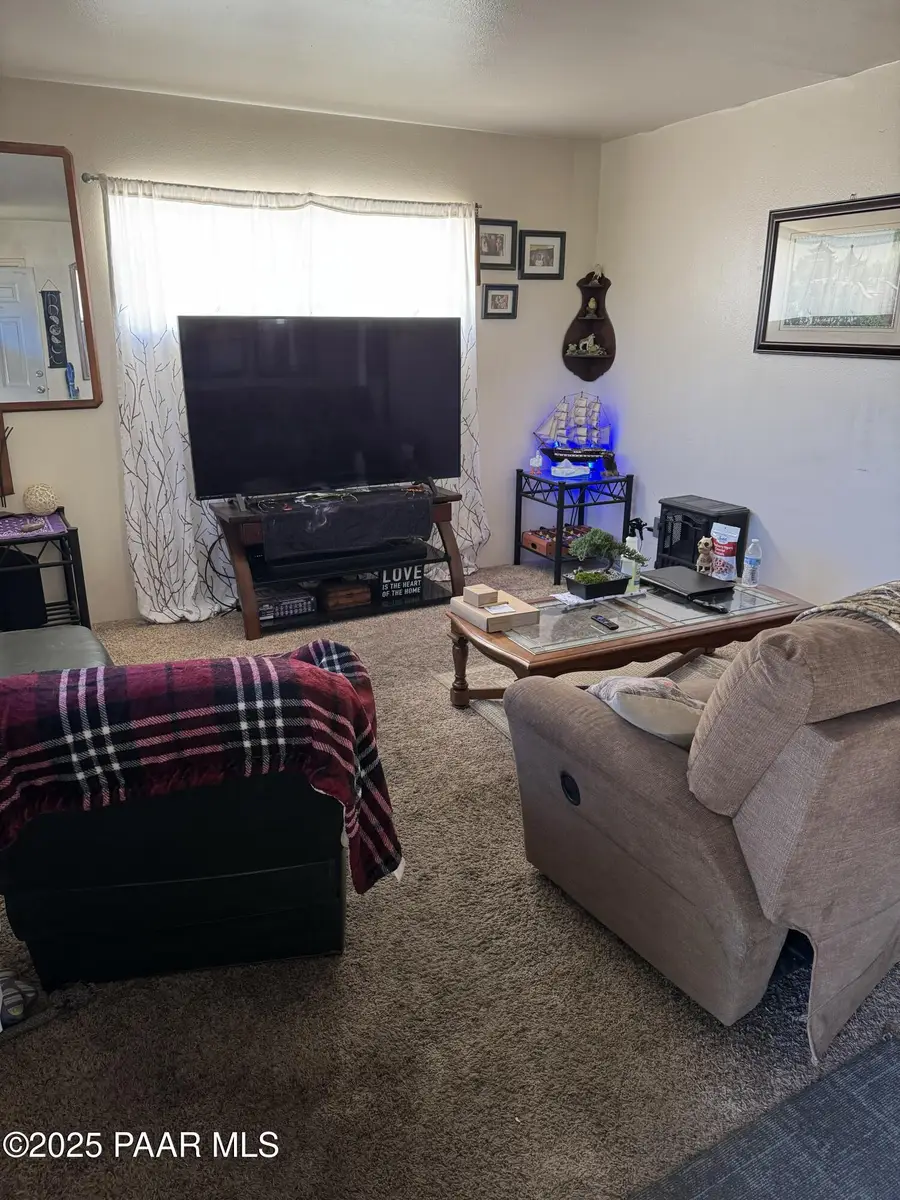 3233 N Hedgewood Drive, Prescott Valley, AZ 86314 - Image #2