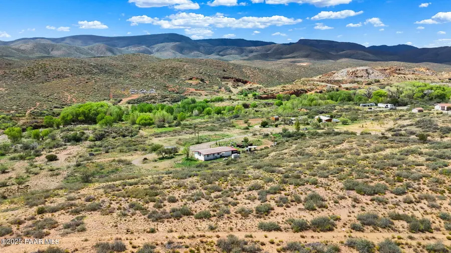 11809 E Hackberry Mine Road, Mayer, AZ 86333 - Image #2
