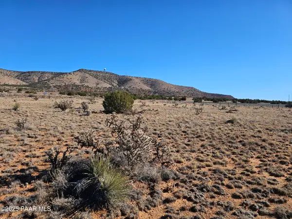 55461 N Railroad Avenue, Seligman, AZ 86337