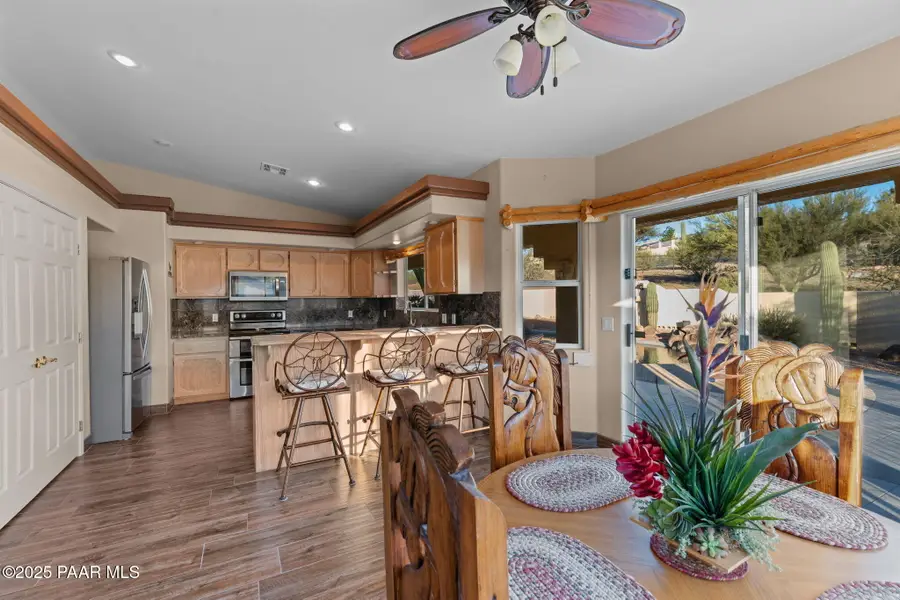 32822 Homestead Drive, Wickenburg, AZ 85390 - Image #2